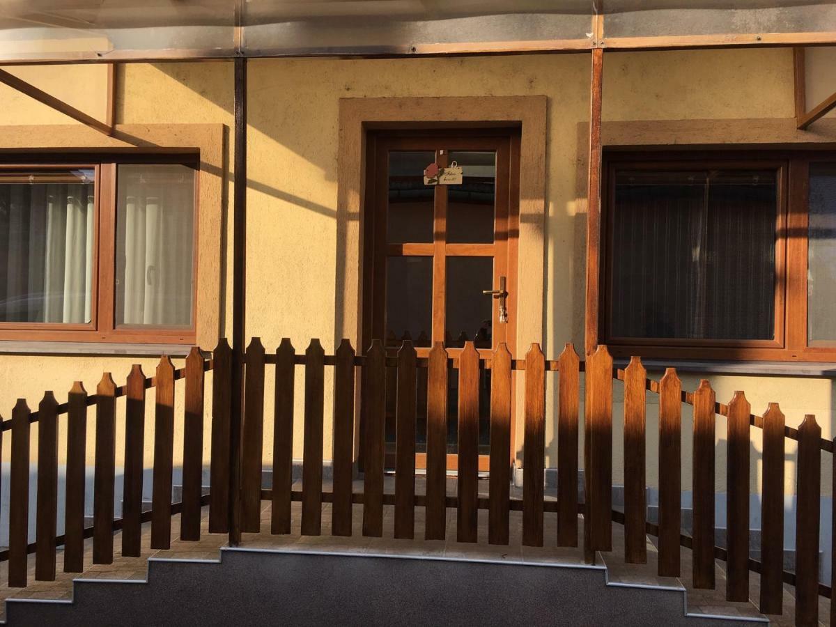 Vass Bor Vendeghaz Apartment Kiskoros Bagian luar foto